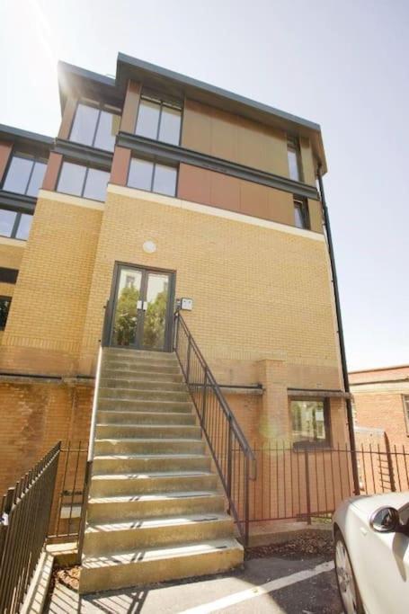 The Pad By The Beach Penthouse Apartment With Sunset And City Views Bournemouth Exterior foto